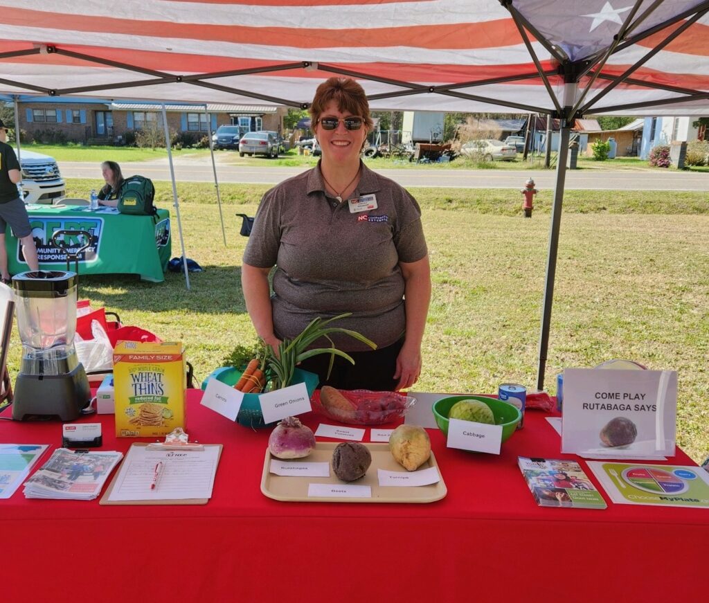 EFNEP Promotes Vegetables at Pender County Resource Fair | NC State ...